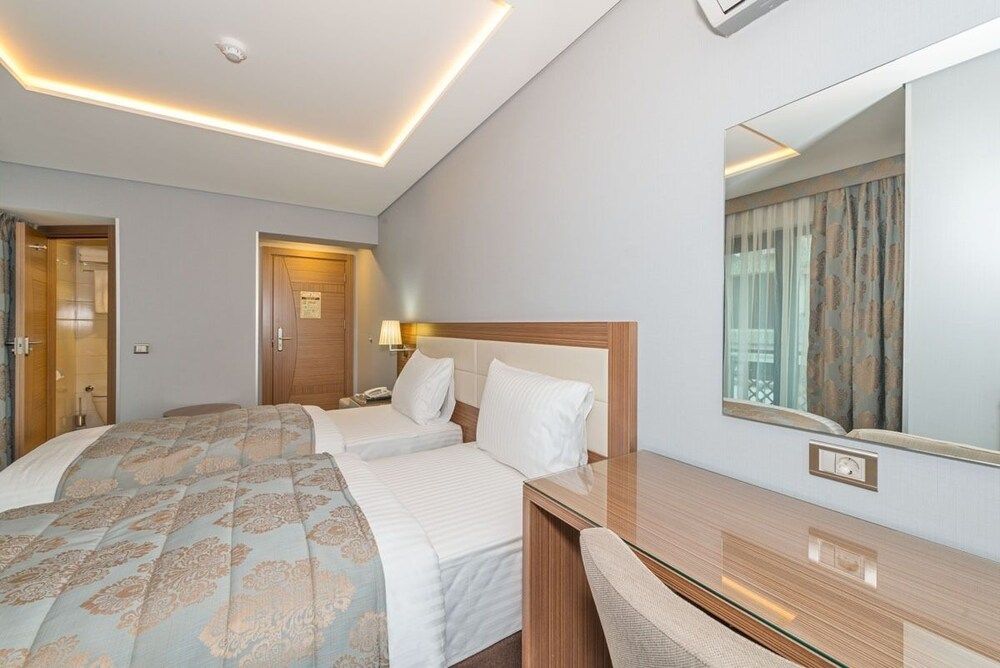 Floransa City Hotel Standard Double Room 5