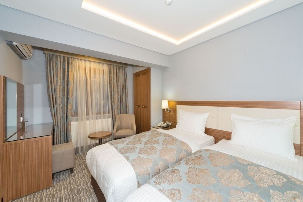 Floransa City Hotel Standard Double Room 9