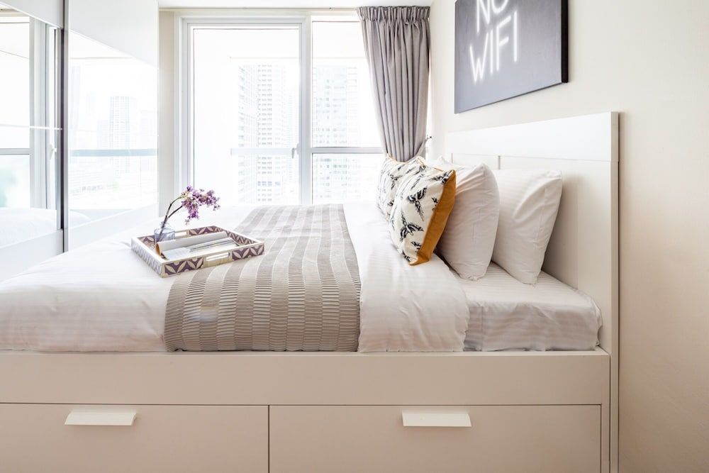 undefined Upscale Studio Apartment in JLT 2