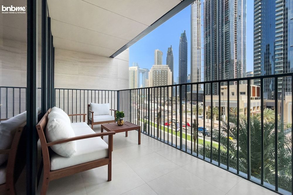 bnbme | Boulevard Heights | 3 + Maids