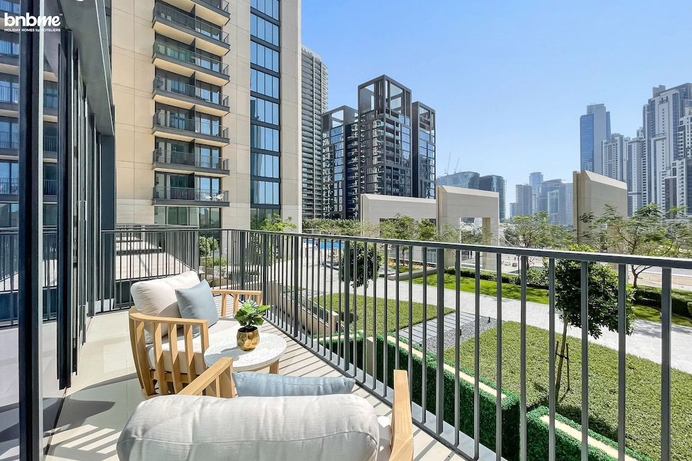 bnbme | Boulevard Heights | 3 + Maids