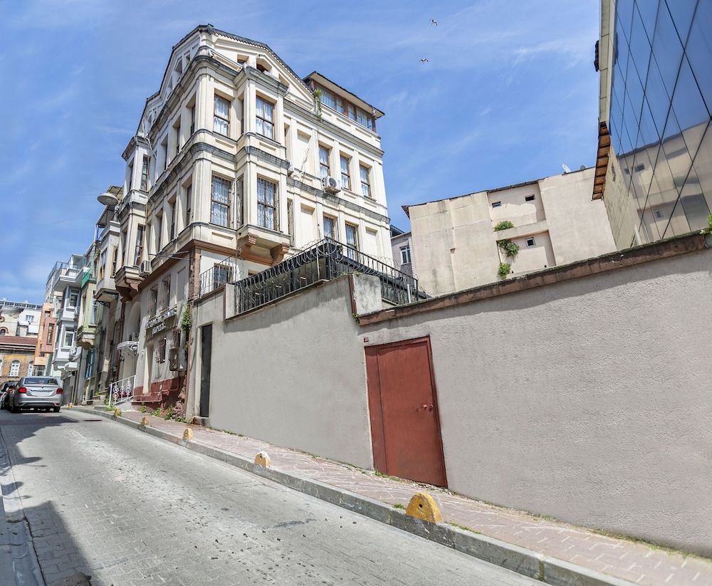 undefined OttomanZade