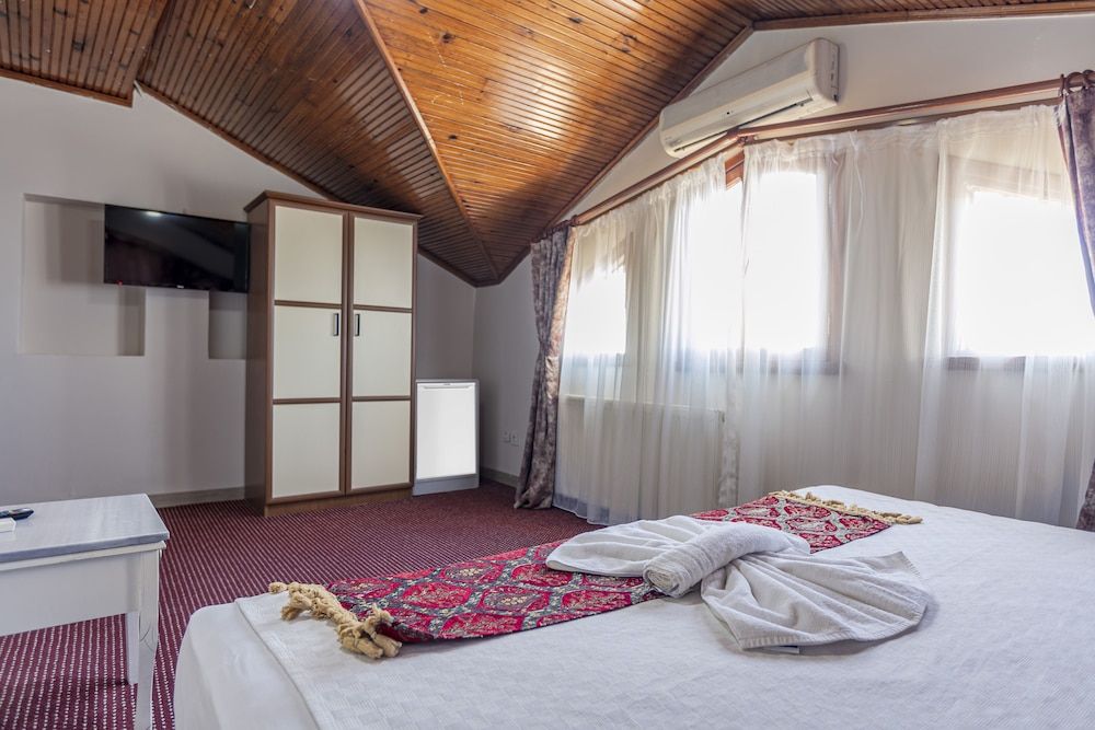 undefined OttomanZade 10