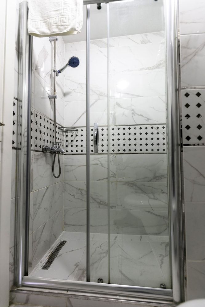 OttomanZade Economy Double Room 8