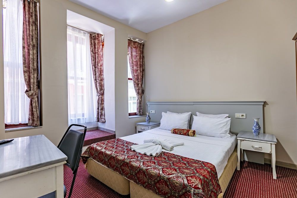 undefined OttomanZade