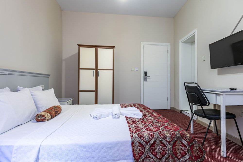 OttomanZade Economy Double Room 4