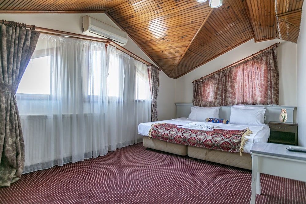 undefined OttomanZade 6