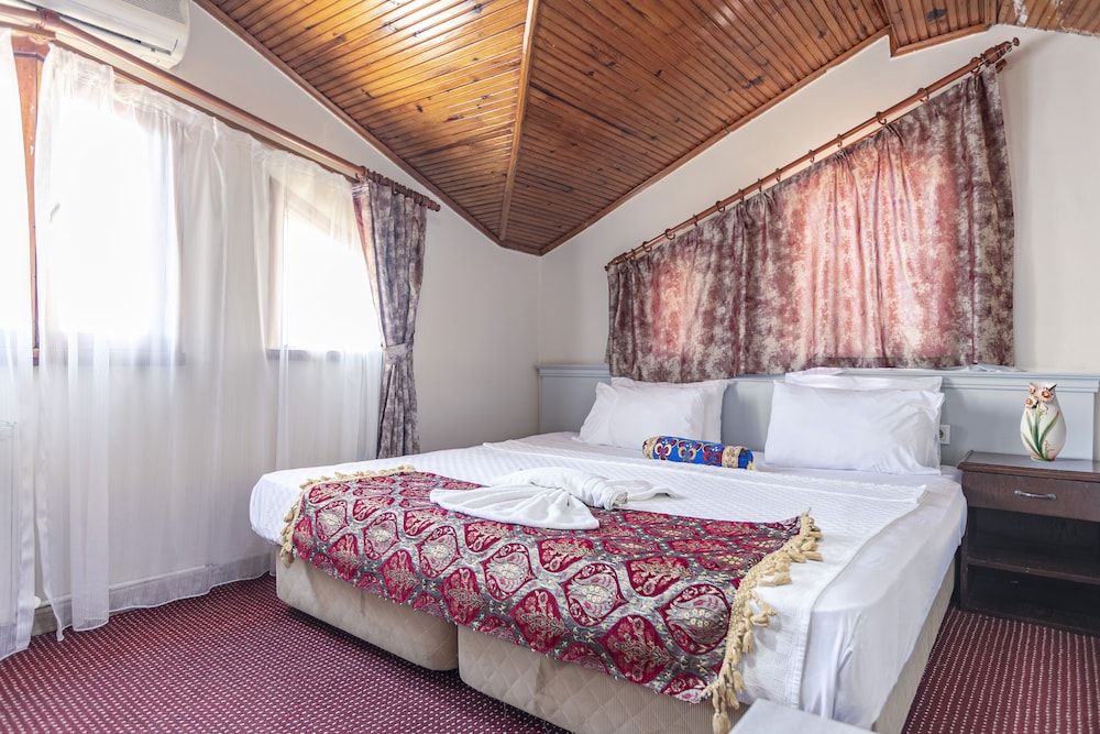 undefined OttomanZade 9