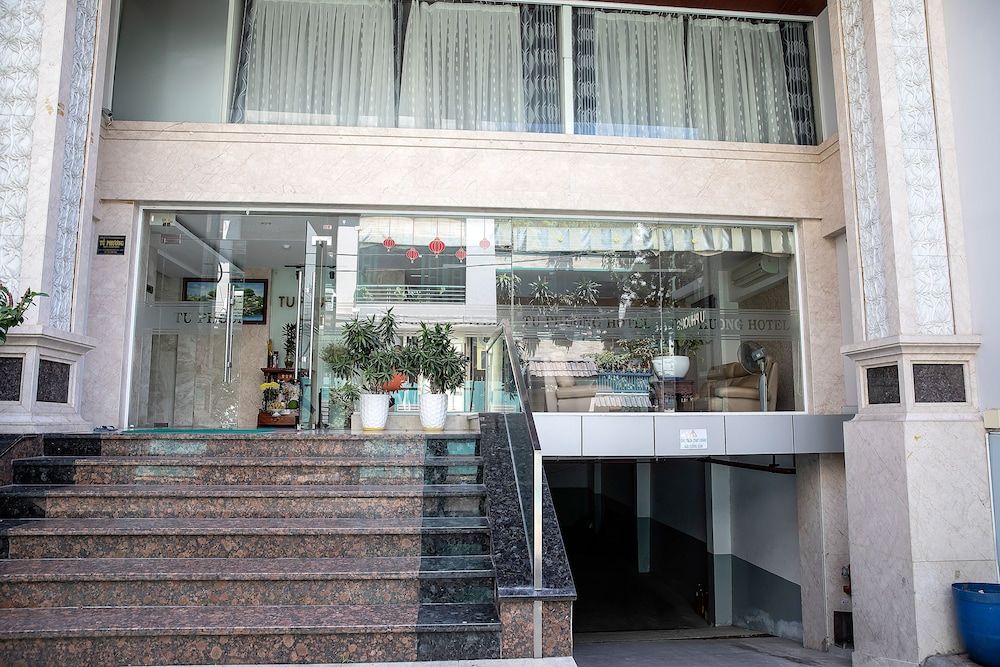 undefined Tu Phuong Hotel 4