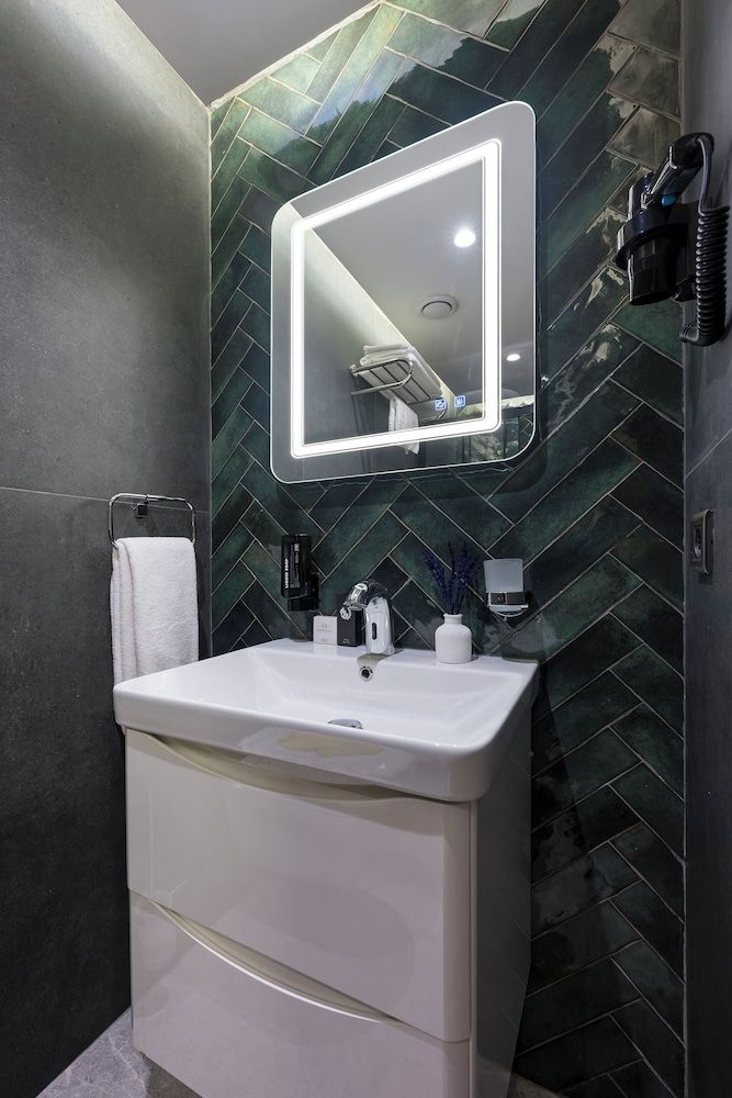 Continental Hotel Pera Standard Double Room, 1 Double Bed, Non Smoking 6