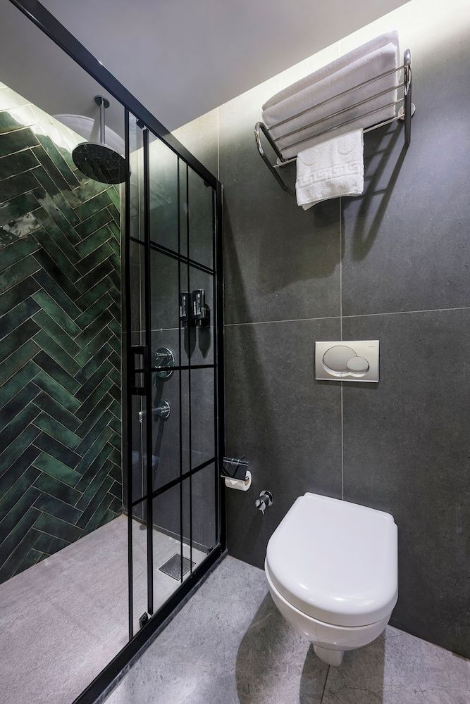 Continental Hotel Pera Standard Double Room, 1 Double Bed, Non Smoking 7