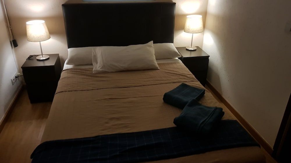 Homestay CityCenter Single Room, Shared Bathroom (Marr R5) 8