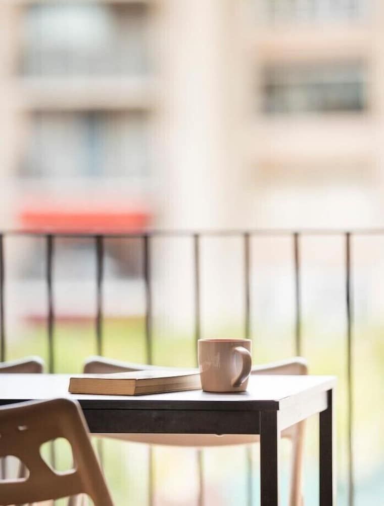 Centric Apartment Universitat Superior Apartment, 2 Bedrooms, Balcony, City View 11