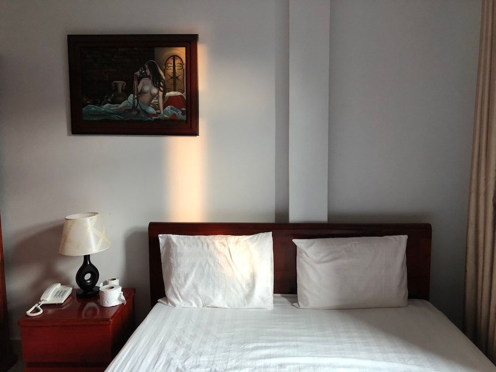 undefined Hoang Lam Hotel 5