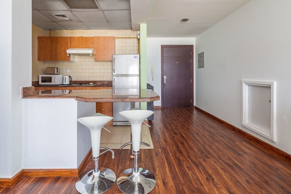 undefined Minutes From Beach! Bright 1BR in Dubai Marina! 9