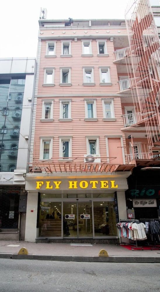 undefined Fly Hotel 2