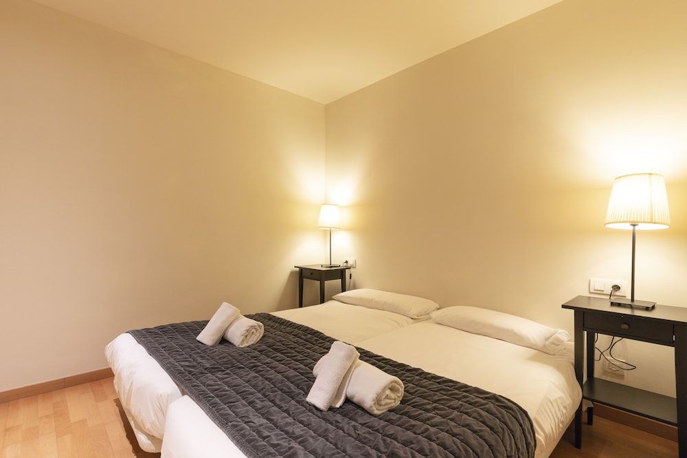 Apartment, 4 Bedrooms (AB Park Güell Apartment 1-1)
