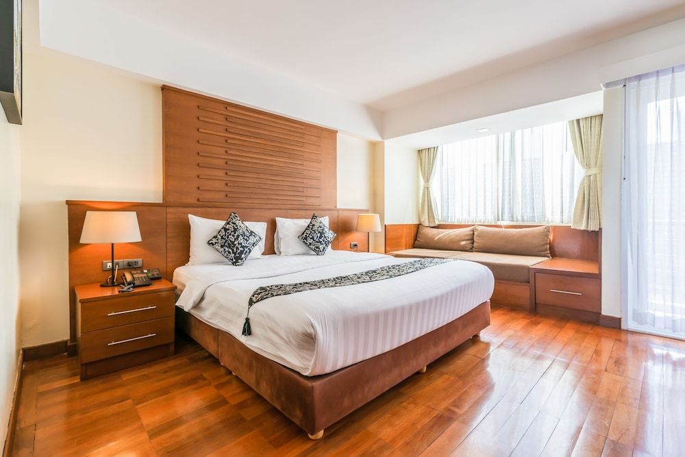 undefined Lacuna Sukhumvit By Favstay 7