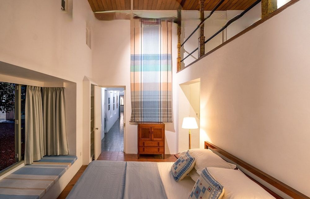 De Saram House by Geoffrey Bawa Deluxe Suite 2