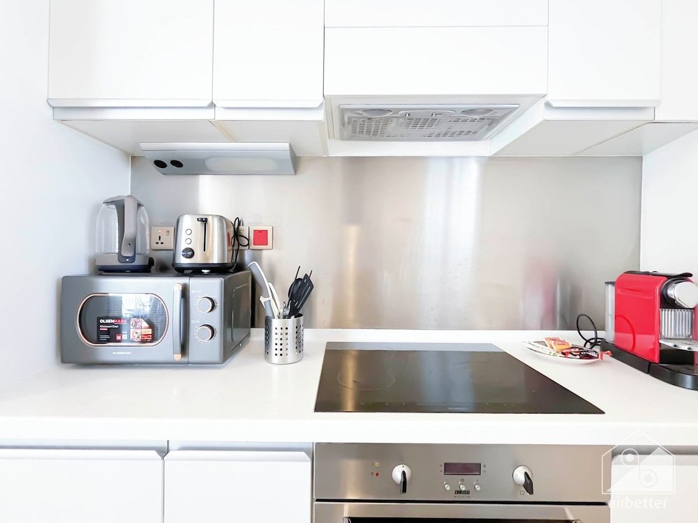 undefined Luxury stay at Fashion Avenue Dubai Mall Residence 8