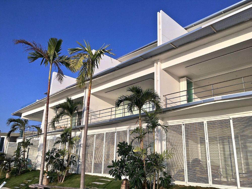 undefined Luxury Apartment Unique Residences 7