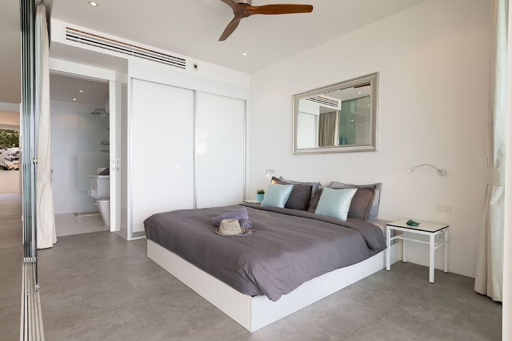 undefined Luxury Apartment Unique Residences 4