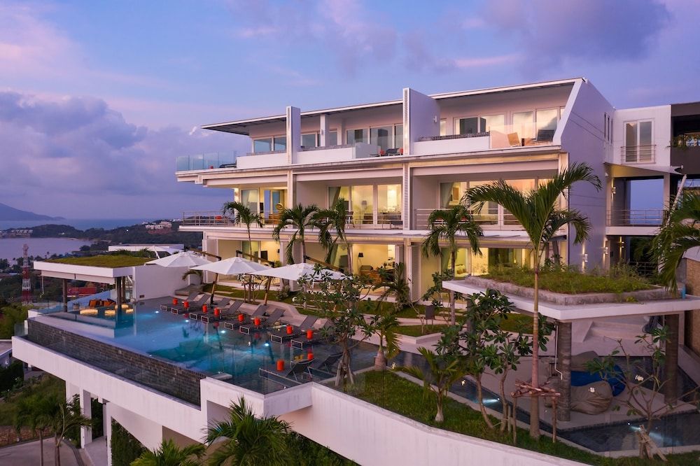 undefined Luxury Apartment Unique Residences 6