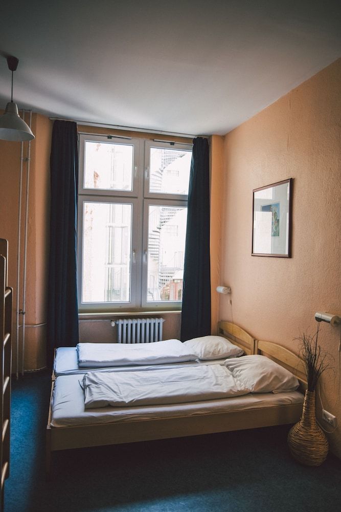 Happy Hotel Berlin Basic Double or Twin Room 21