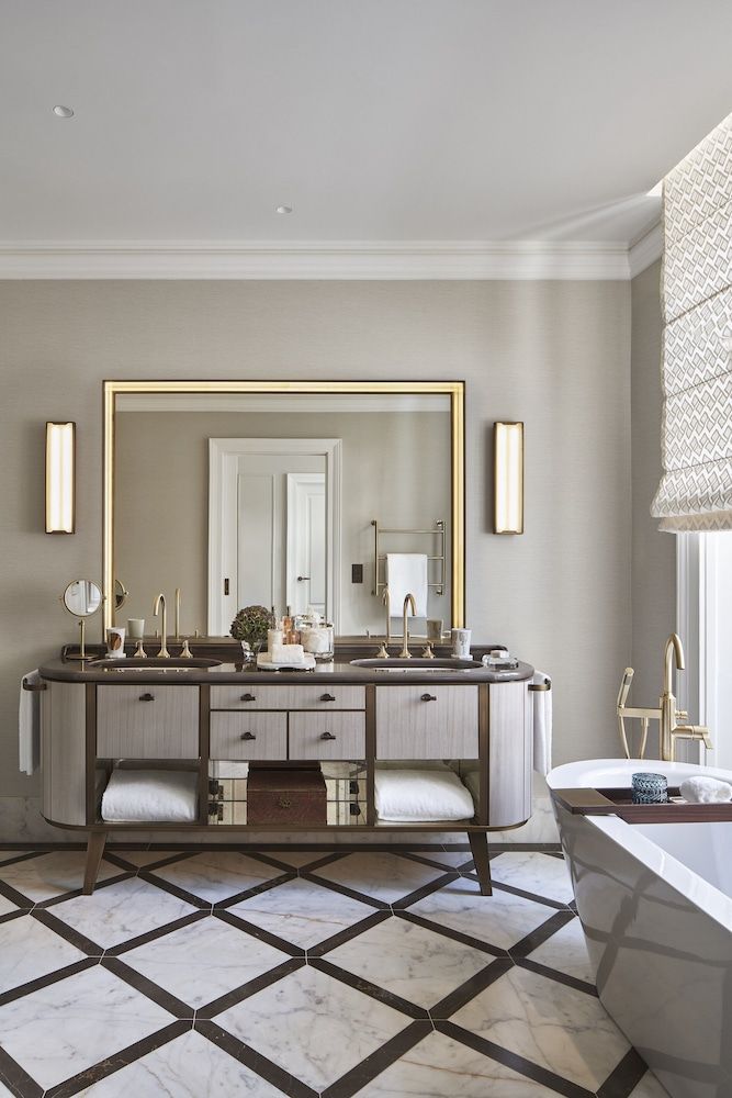 Rosewood Vienna Deluxe Room, 1 King Bed 2