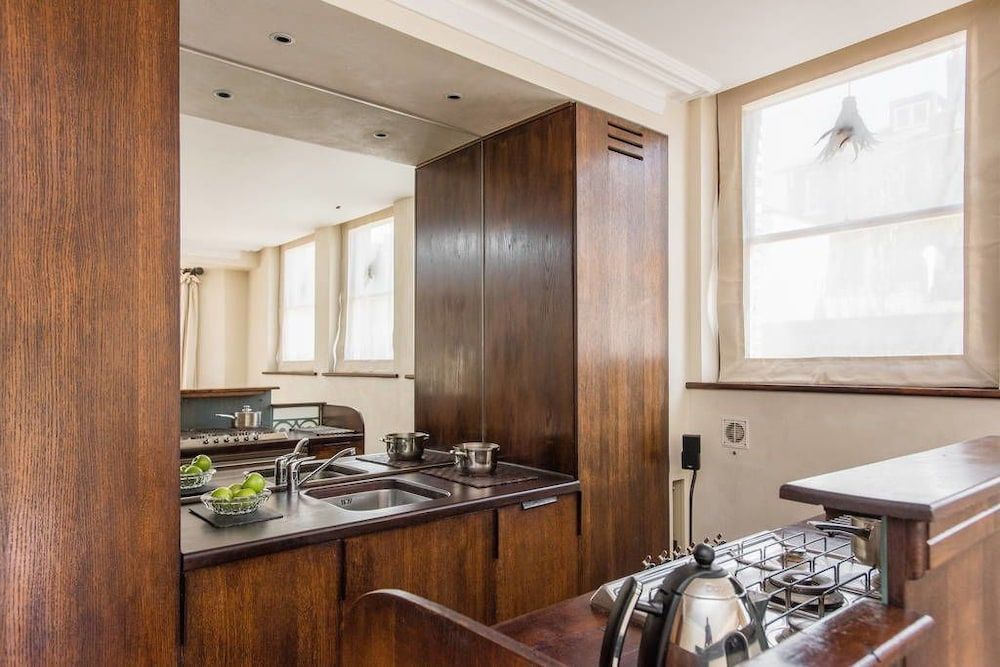 Chelsea Luxury Dream with garden Apartment, 2 Bedrooms 11