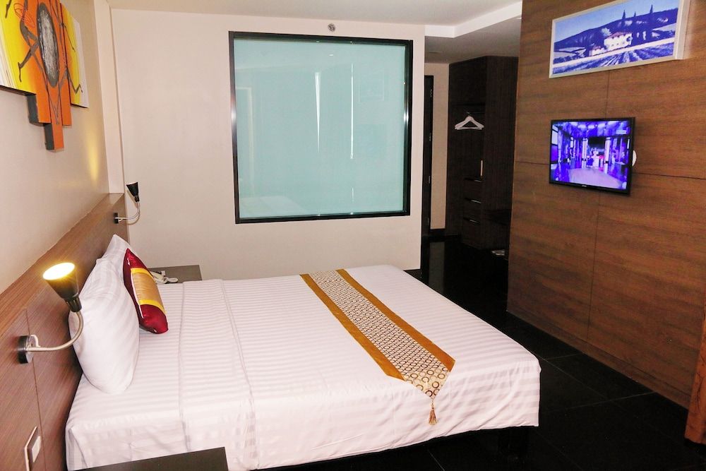 Deluxe Double Room, Balcony, Garden View