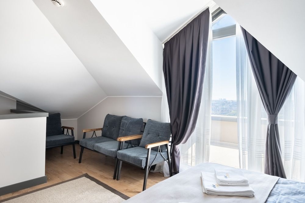 Imperium No. 1 Residence by NewInn Duplex, 2 Bedrooms 7