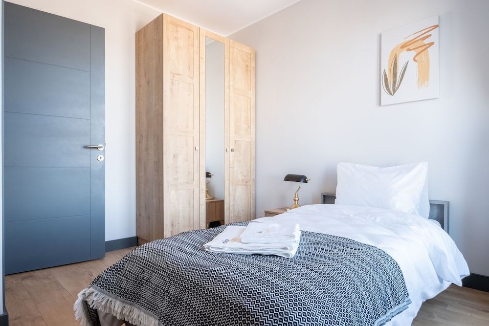 Imperium No. 1 Residence by NewInn Comfort Apartment, 3 Bedrooms 5