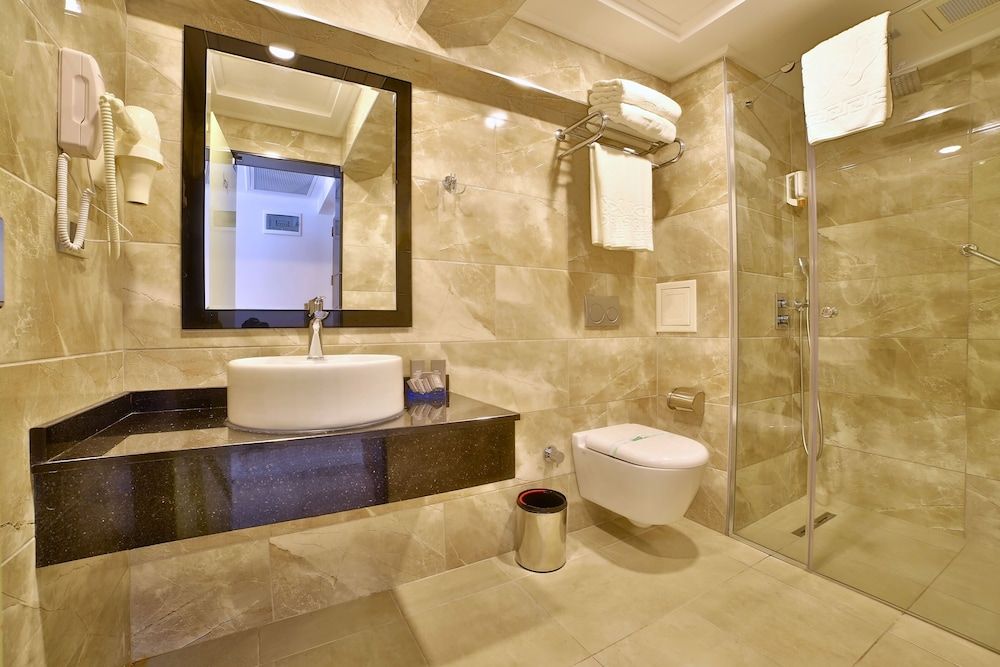 undefined Sorisso Hotel Due 9