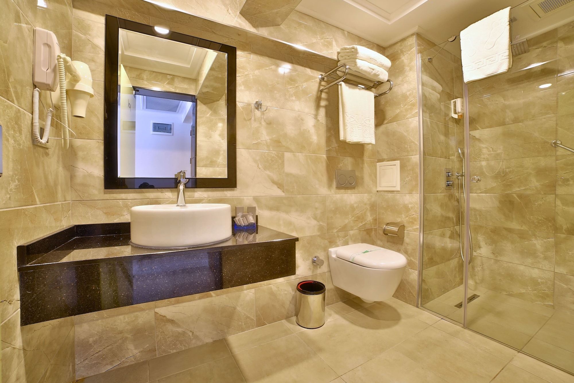 undefined Sorisso Hotel Due 8