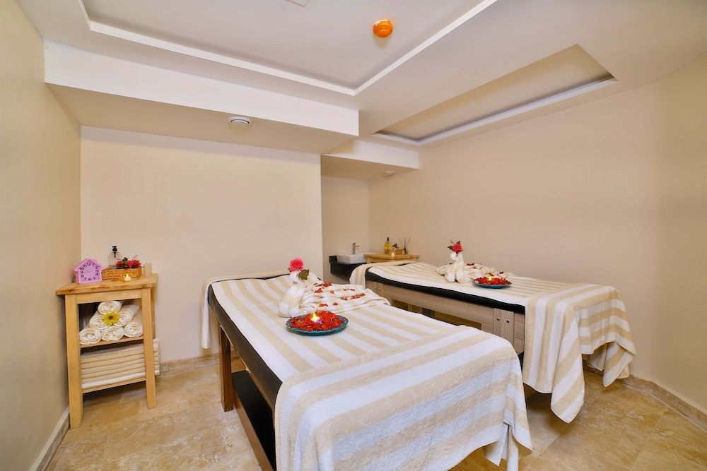 undefined Sorisso Hotel Due 8