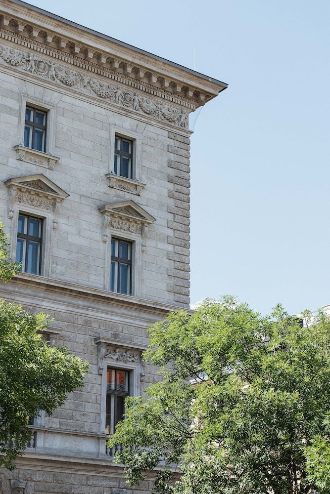 undefined Hotel Oktogon Haggenmacher 3