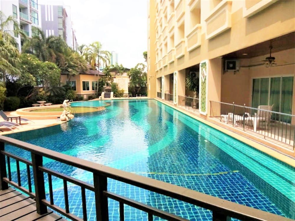 undefined Large Studio Condo Jomtien