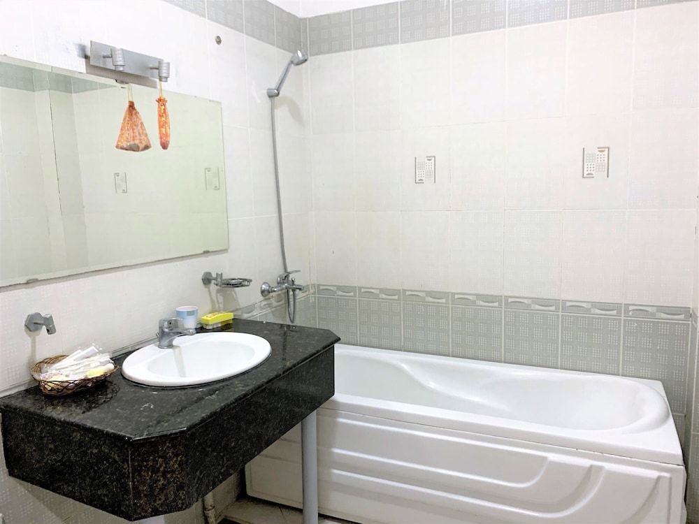 Gia Bao Hotel VIP Room 13