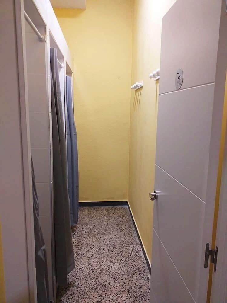 Hostel Napoles Club Shared Dormitory, Mixed Dorm 19