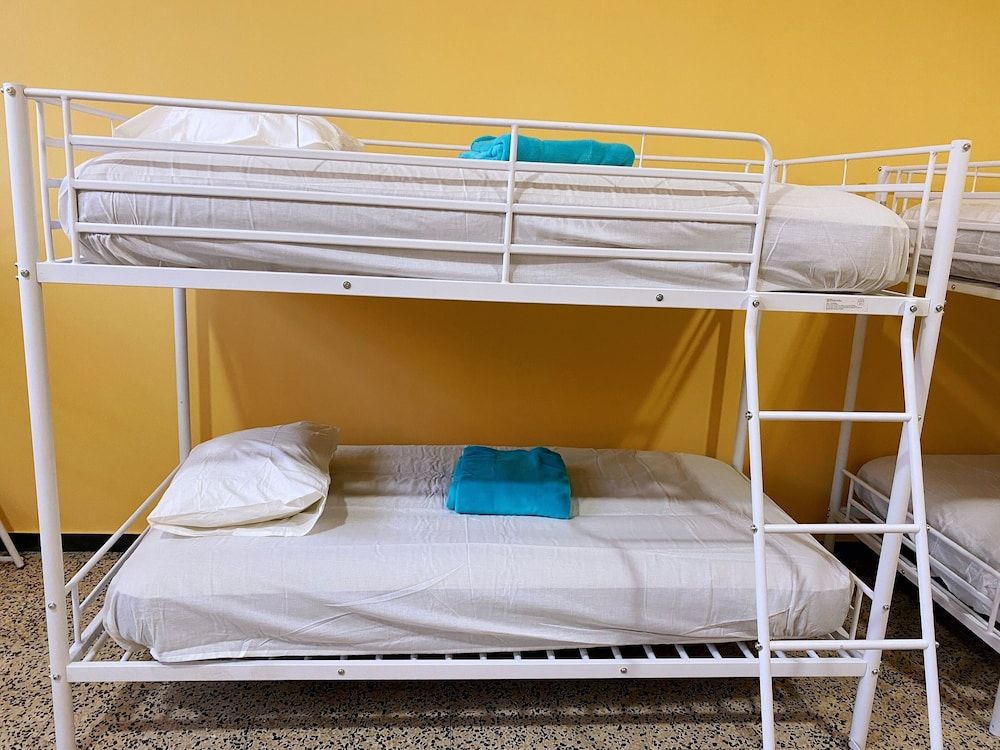 Hostel Napoles Club Shared Dormitory, Mixed Dorm 11