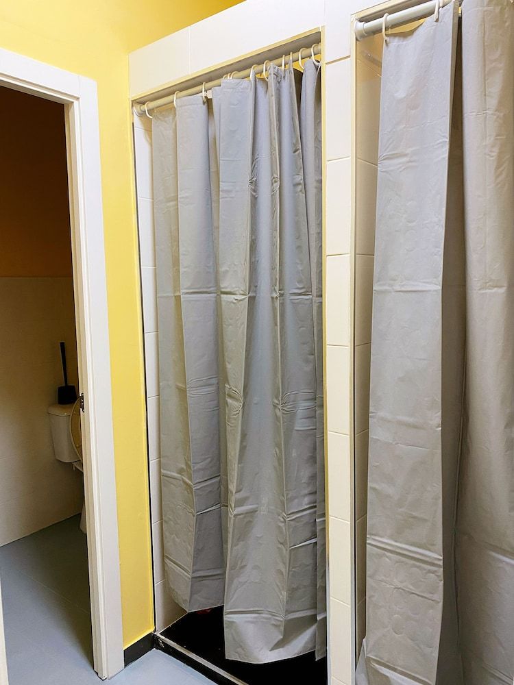 Hostel Napoles Club Shared Dormitory, Mixed Dorm 22