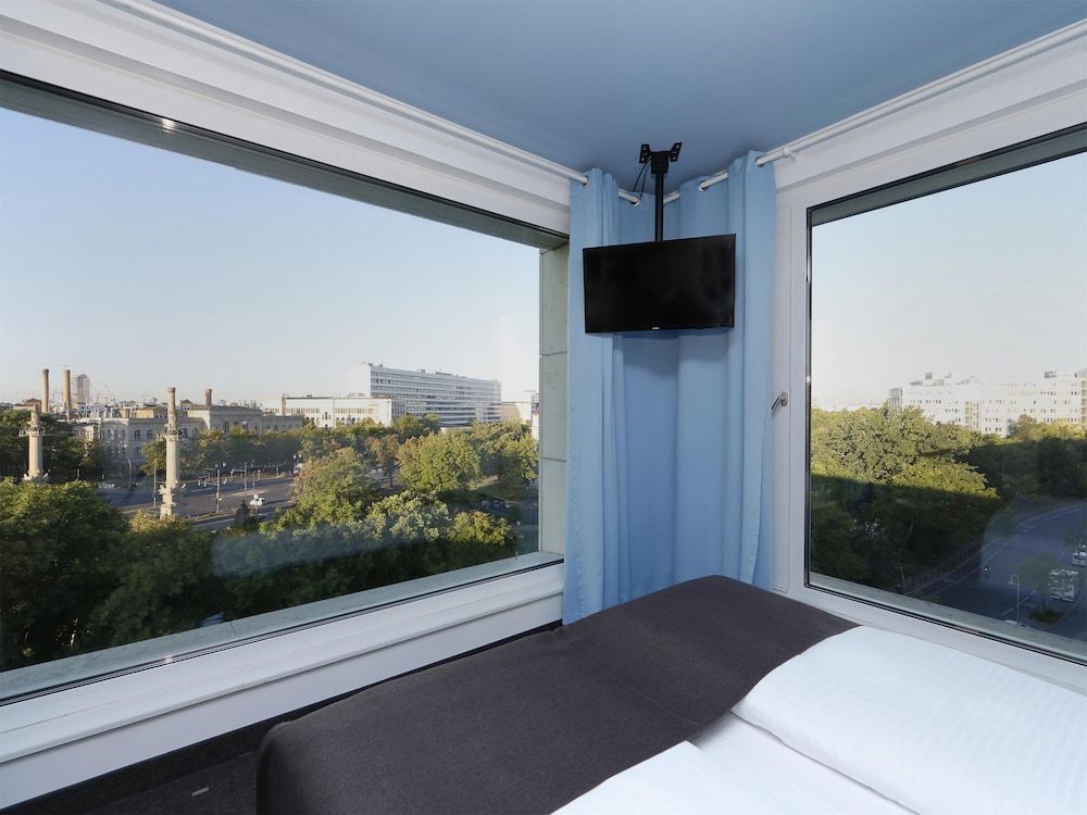 B&B Hotel Berlin-Tiergarten Double Room 6