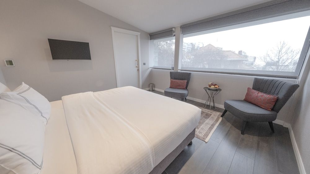 Loop Hotel Bosphorus İstanbul Family Room with Garden View 3