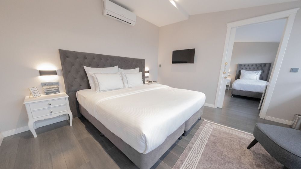 Loop Hotel Bosphorus İstanbul Family Room with Garden View 2