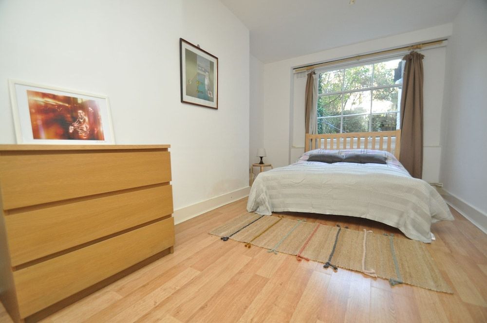 undefined Large Garden Flat in the Heart of Islington 2
