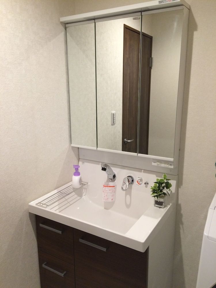 Kasai Guest House, 4min to Kasai Sta, Direct buses to Airport & Disney Private Vacation Home 18