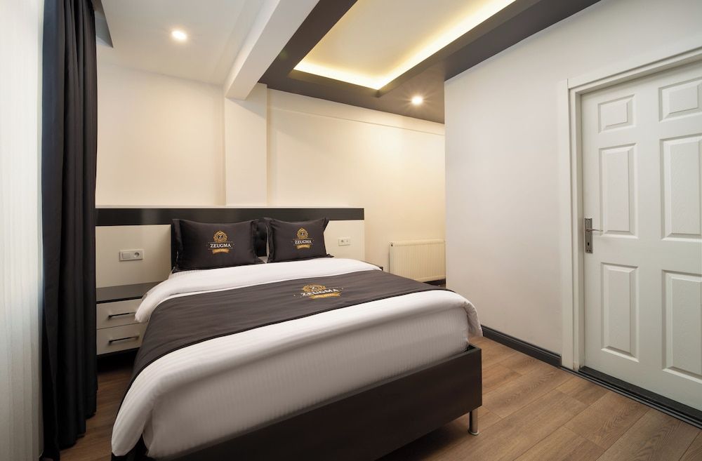 Superior Suite, 1 Queen Bed