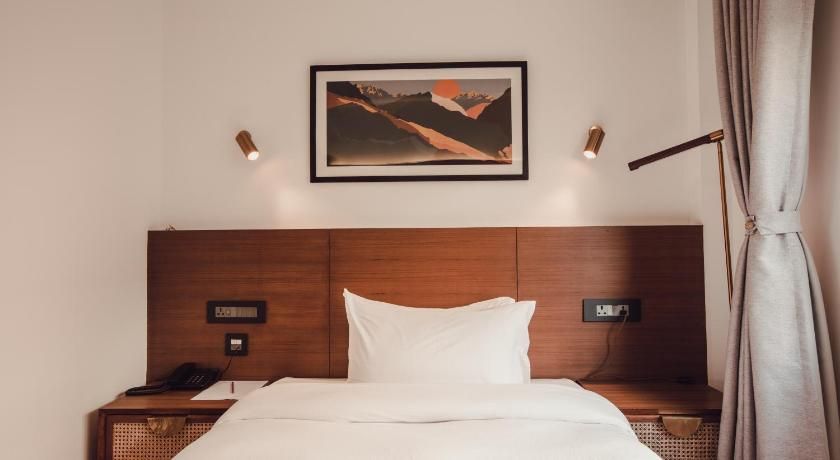 Nomad Hotel Deluxe Double or Twin Room 8
