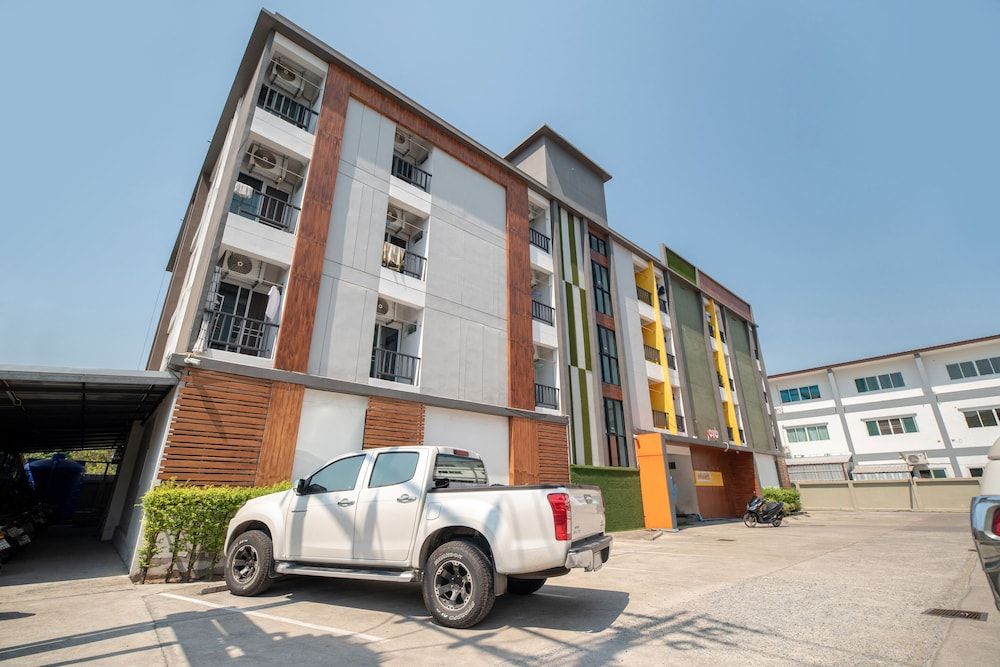 undefined OYO 801 Inndy suite 5